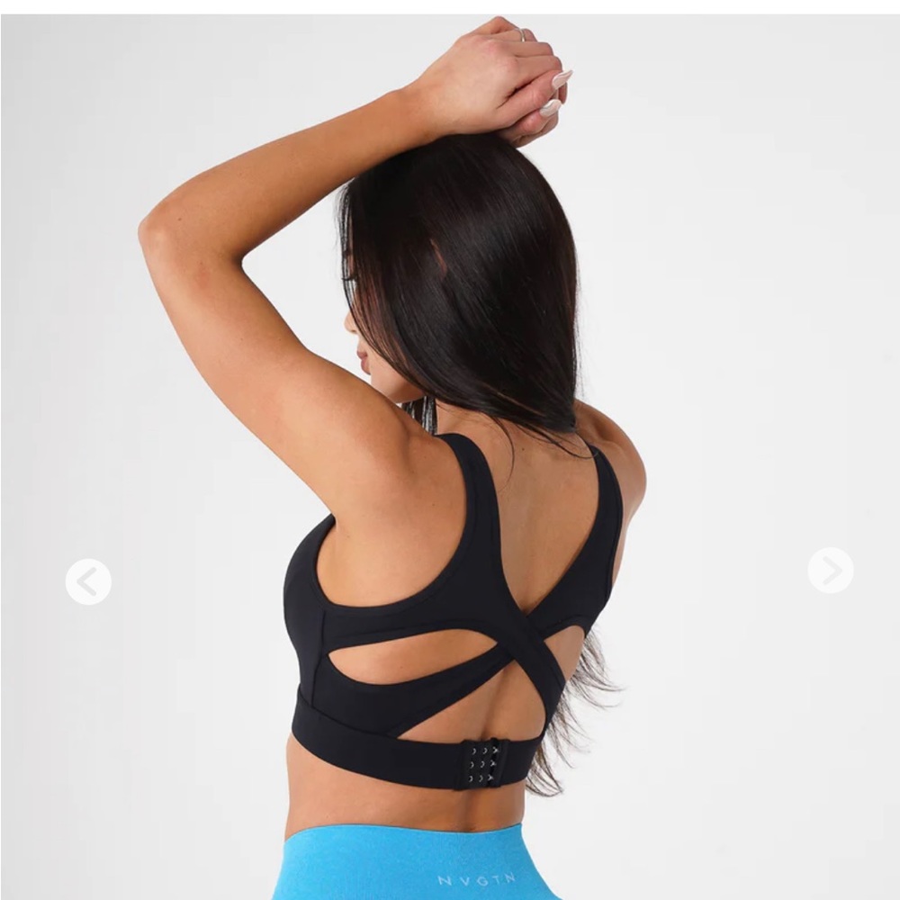 Black Allure NVGTN Sports Bra - size small